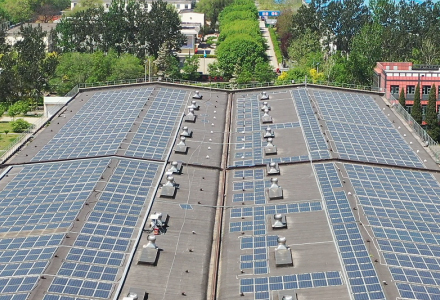 上海辉鱼助力【依工聚合公司 光伏发电项目】